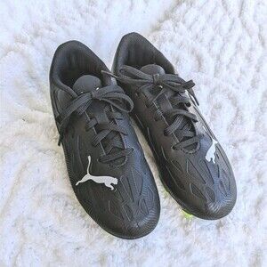 Puma Ultra 4.4 FG Soccer Cleats Black White Size 2C Youth 106742-04